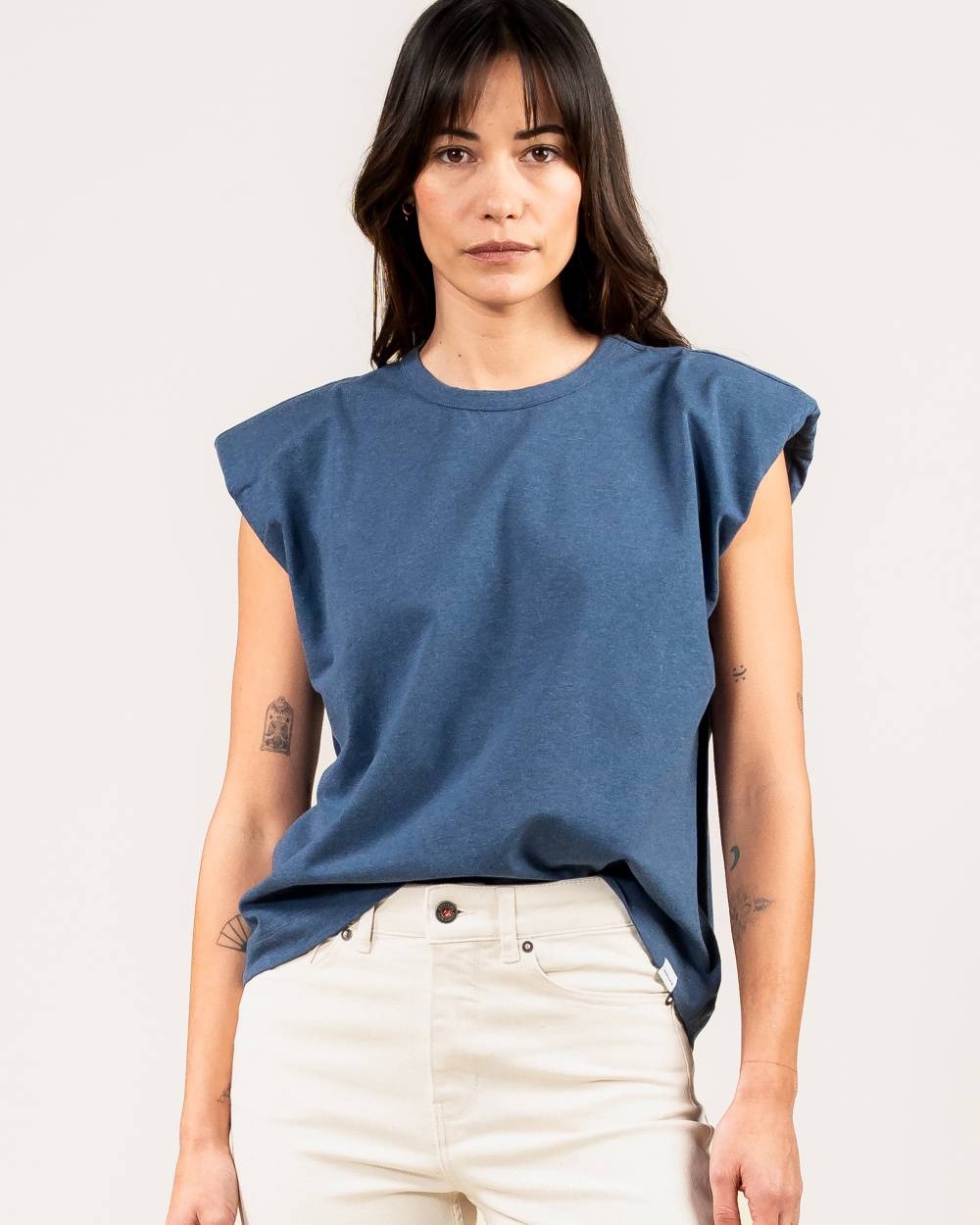 Lily Tee