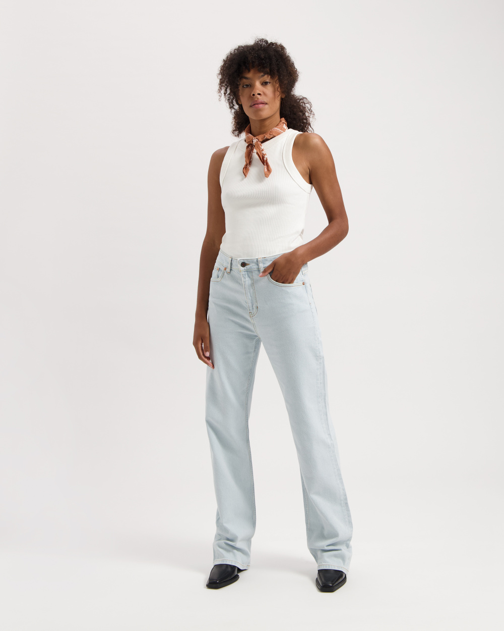 Izabella Loose Straight Super Light