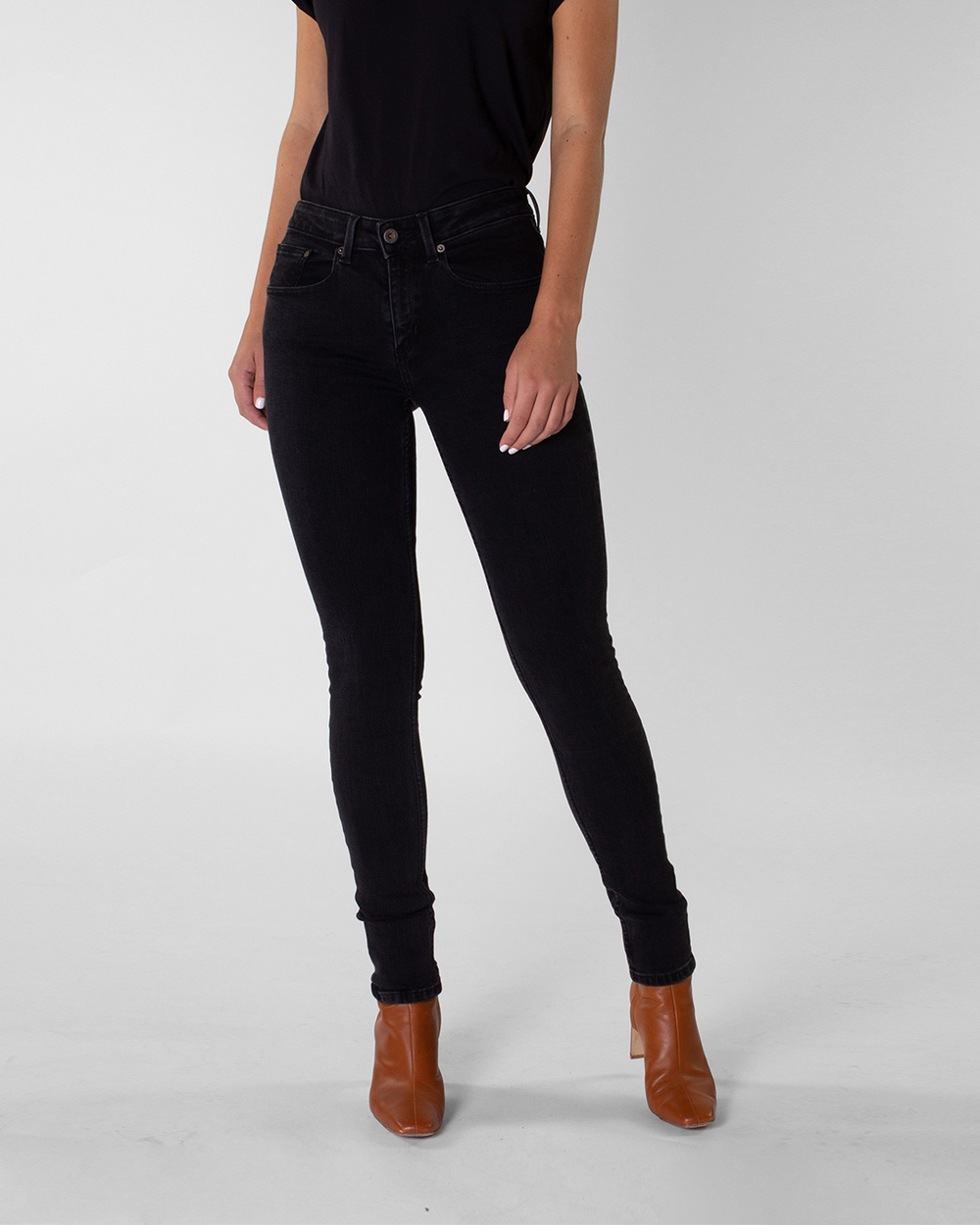 Carey Skinny Black Again