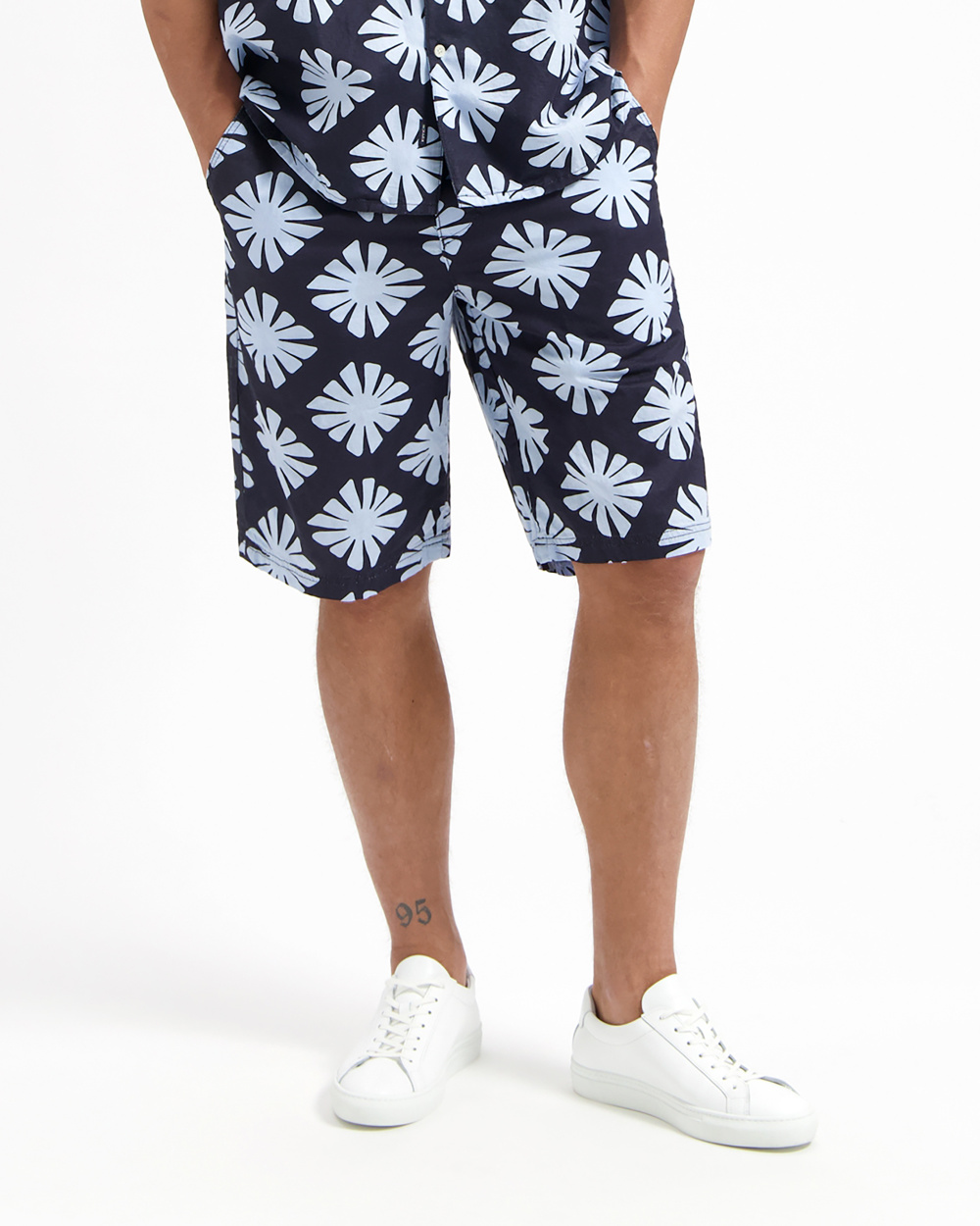 Tyler Linen Printed Short
