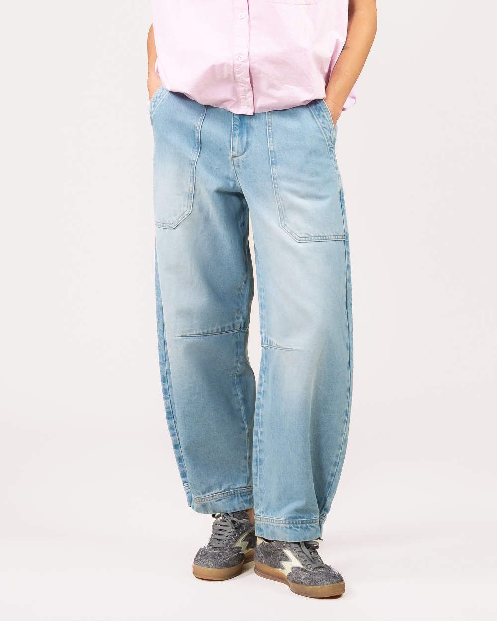 Jane Barrel Light Blue
