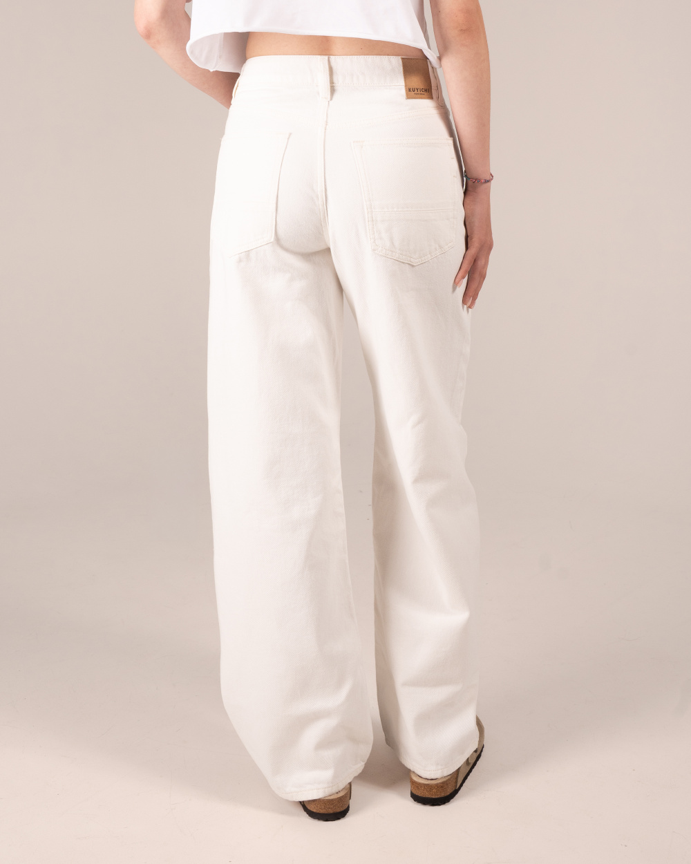 Lucy Loose White