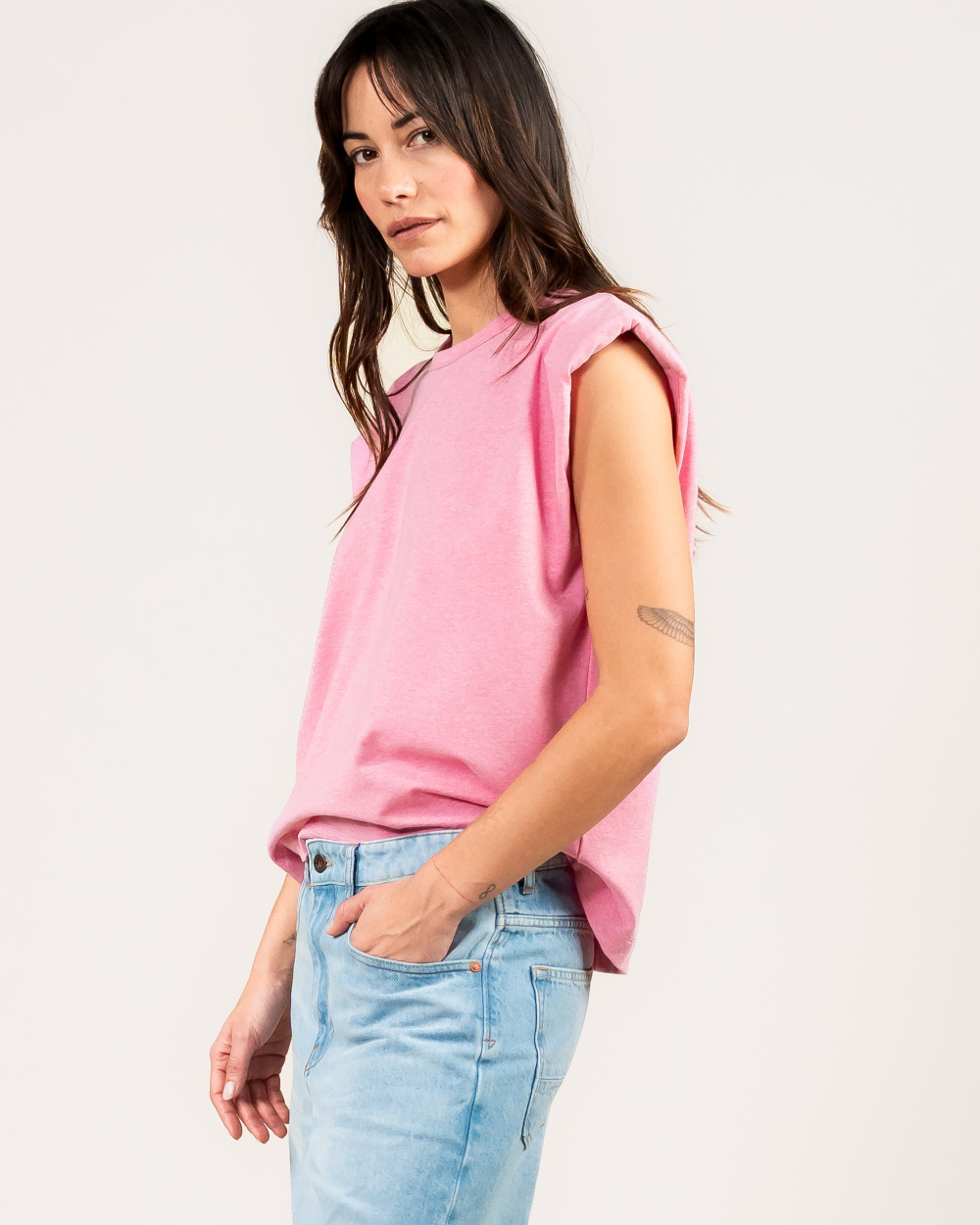Lily Tee