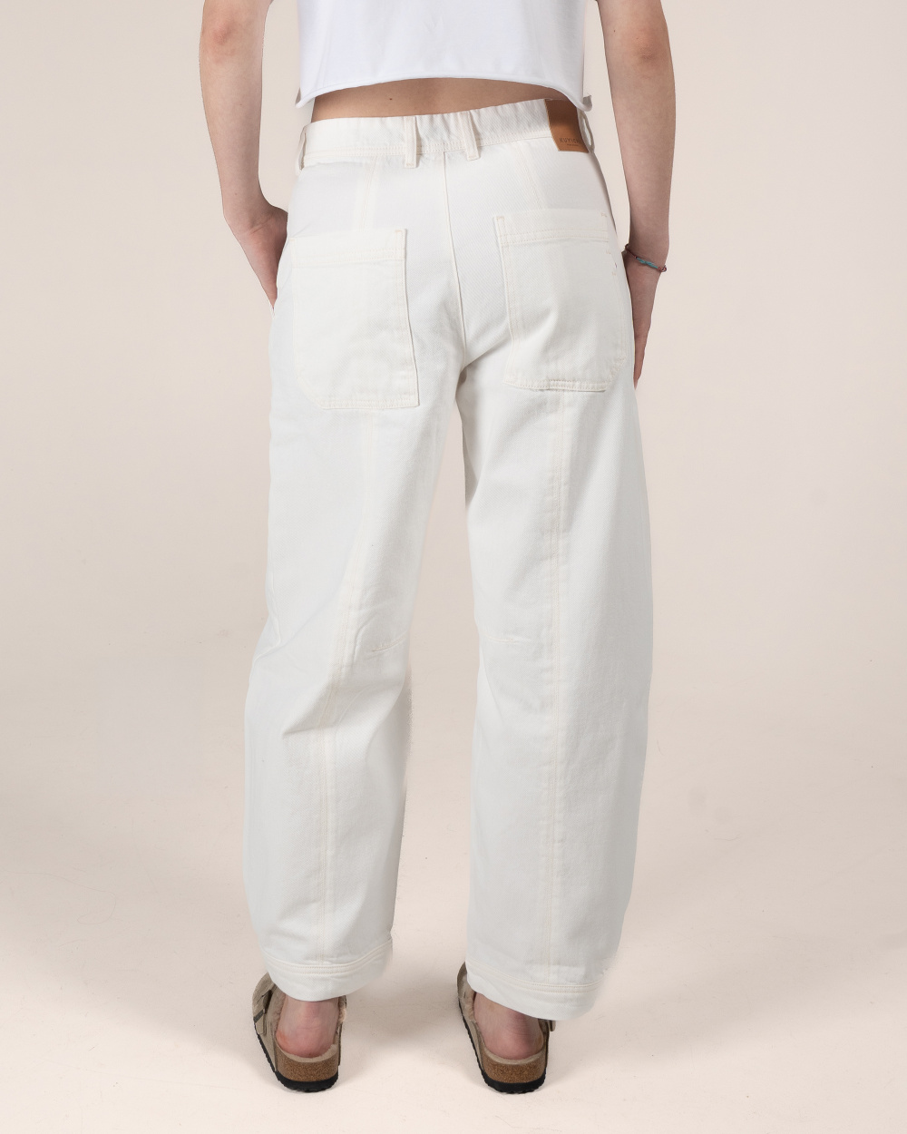 Jane Barrel White