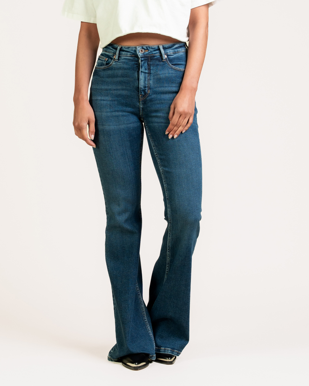 Lisette Flare Clean Blue
