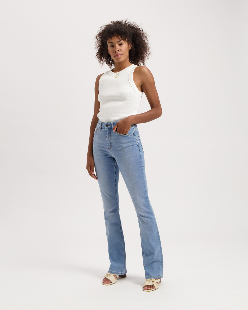 Zoe High Rise Bootcut Lucky Vintage