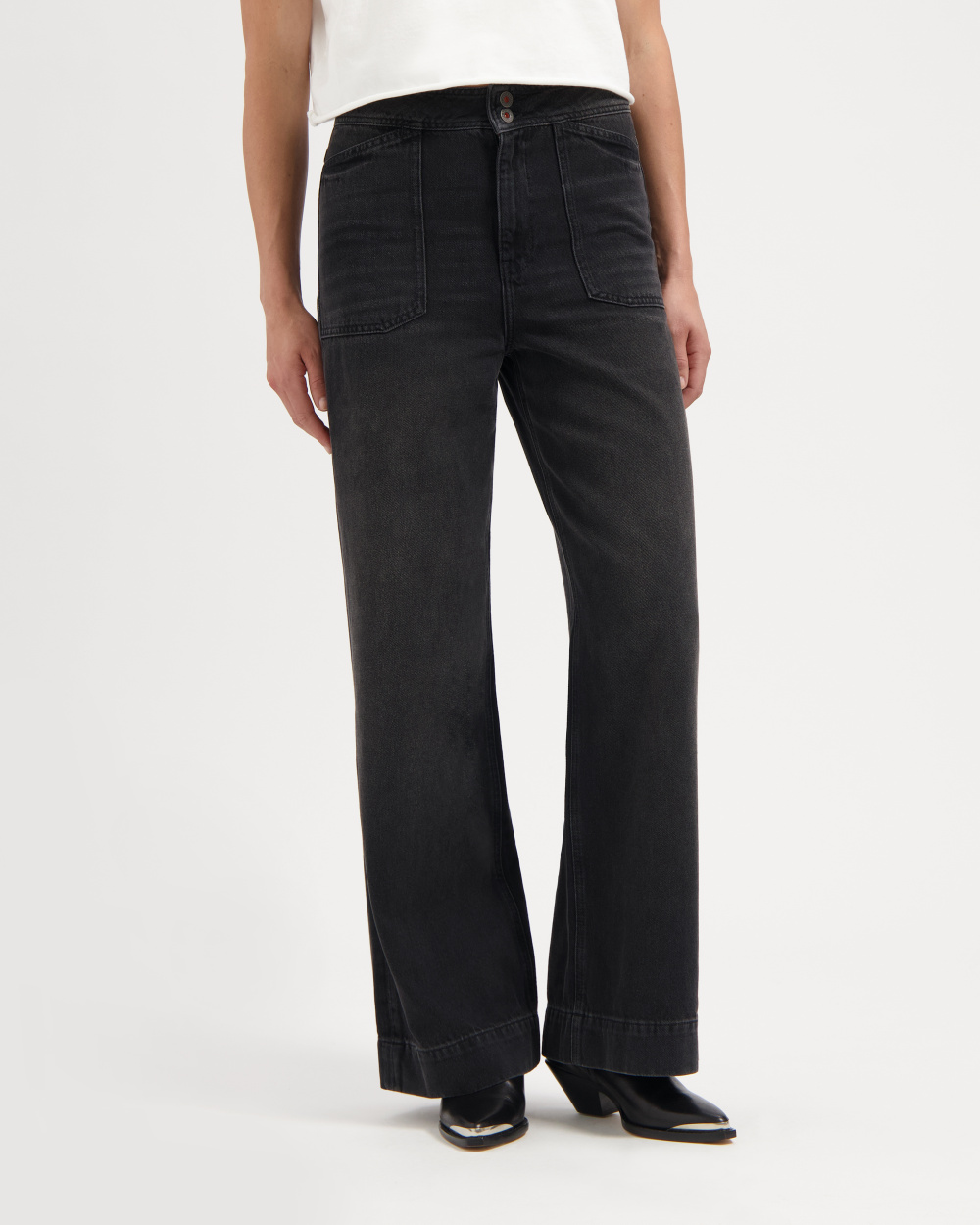 Farrah Worker Smoky Noir