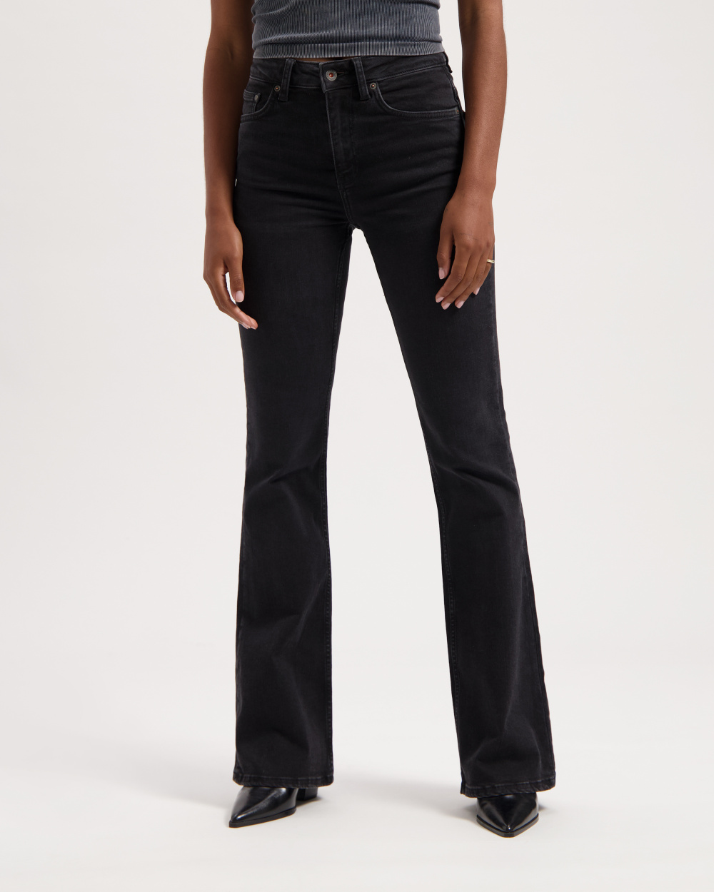 Lisette Flare Worn In Black