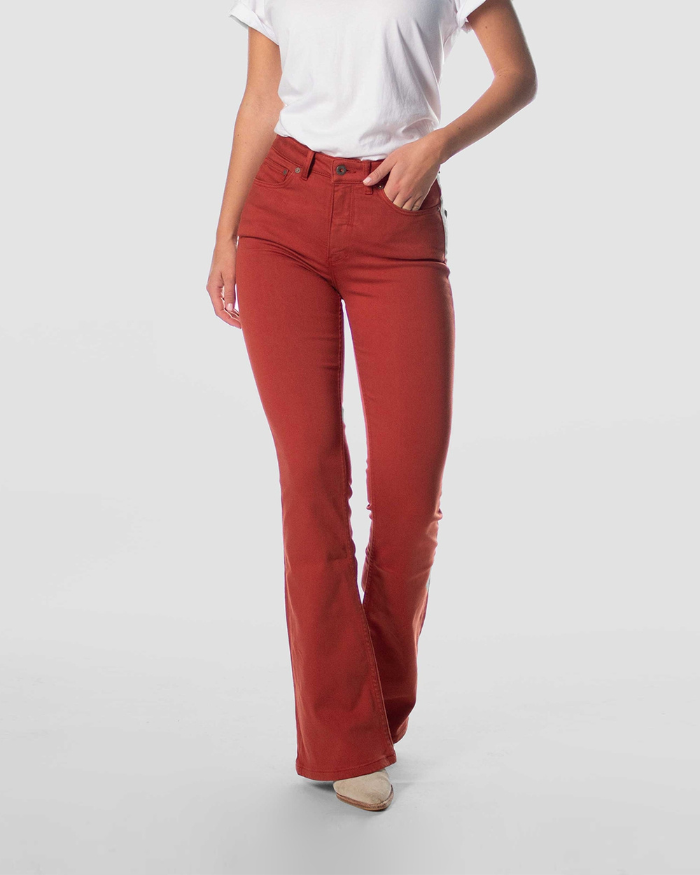 Lisette Flare