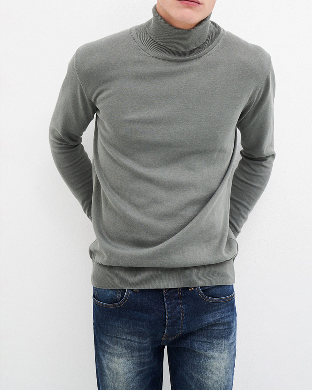 Thomas Turtleneck