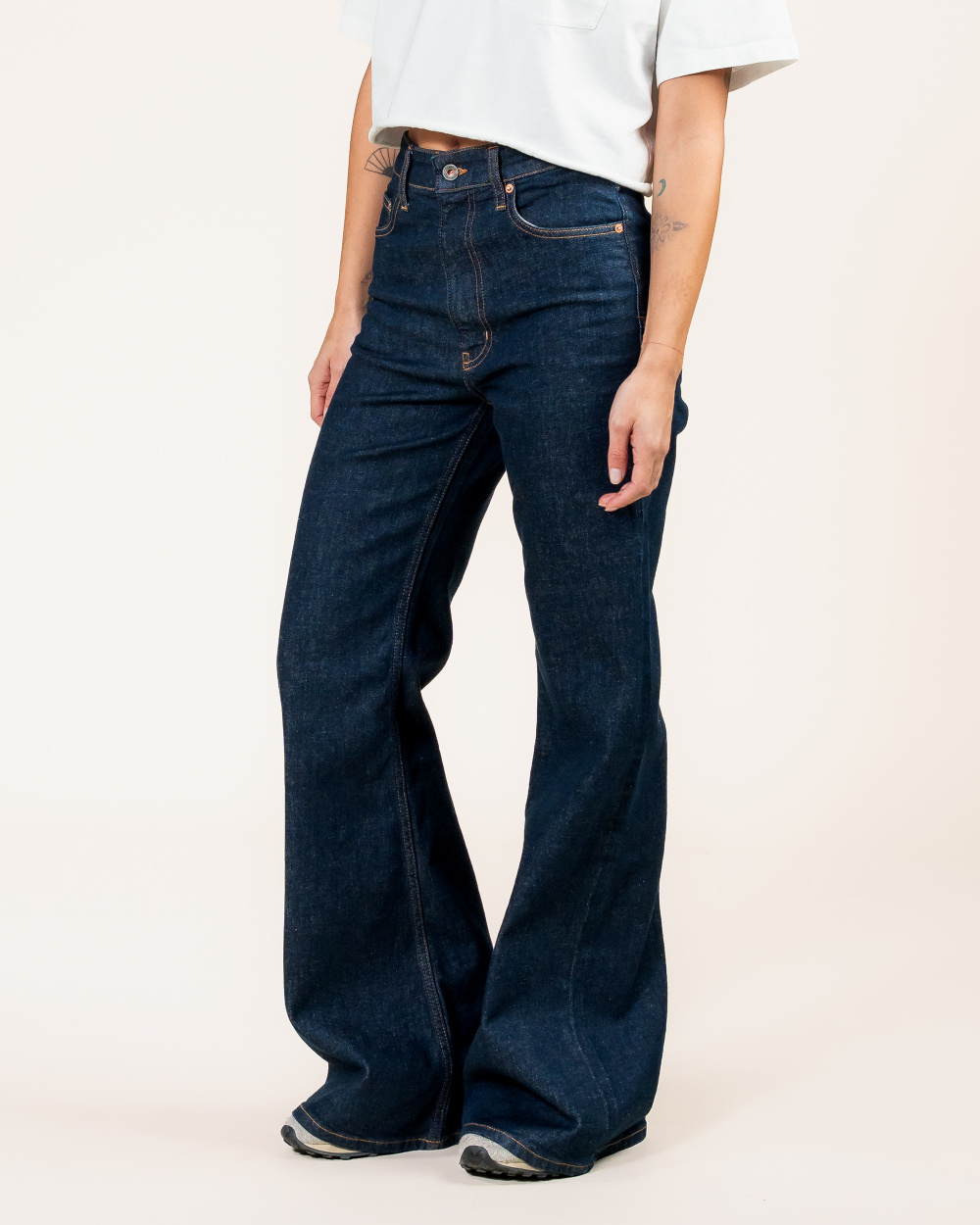 Vivienne Flare Rinse