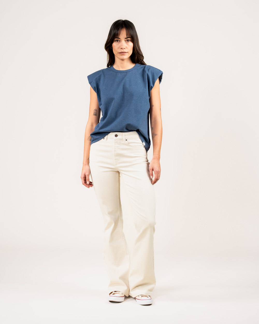 Lily Tee